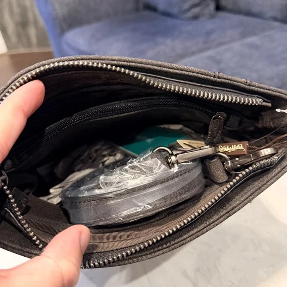 Trinity Ranch Western Hair-On Cowhide Concealed Carry Crossbody Black - Picture 5 of 6